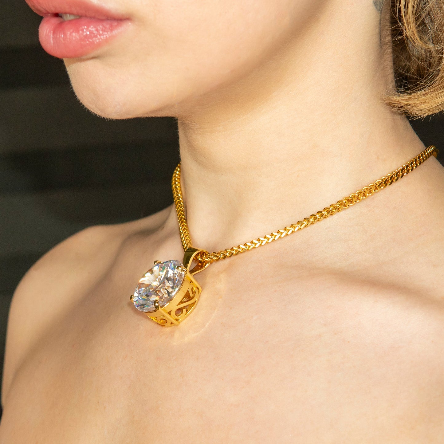 Womens Jewelry - Gold Iced Out VVS Solitaire Necklace | Appx. 38 Grams