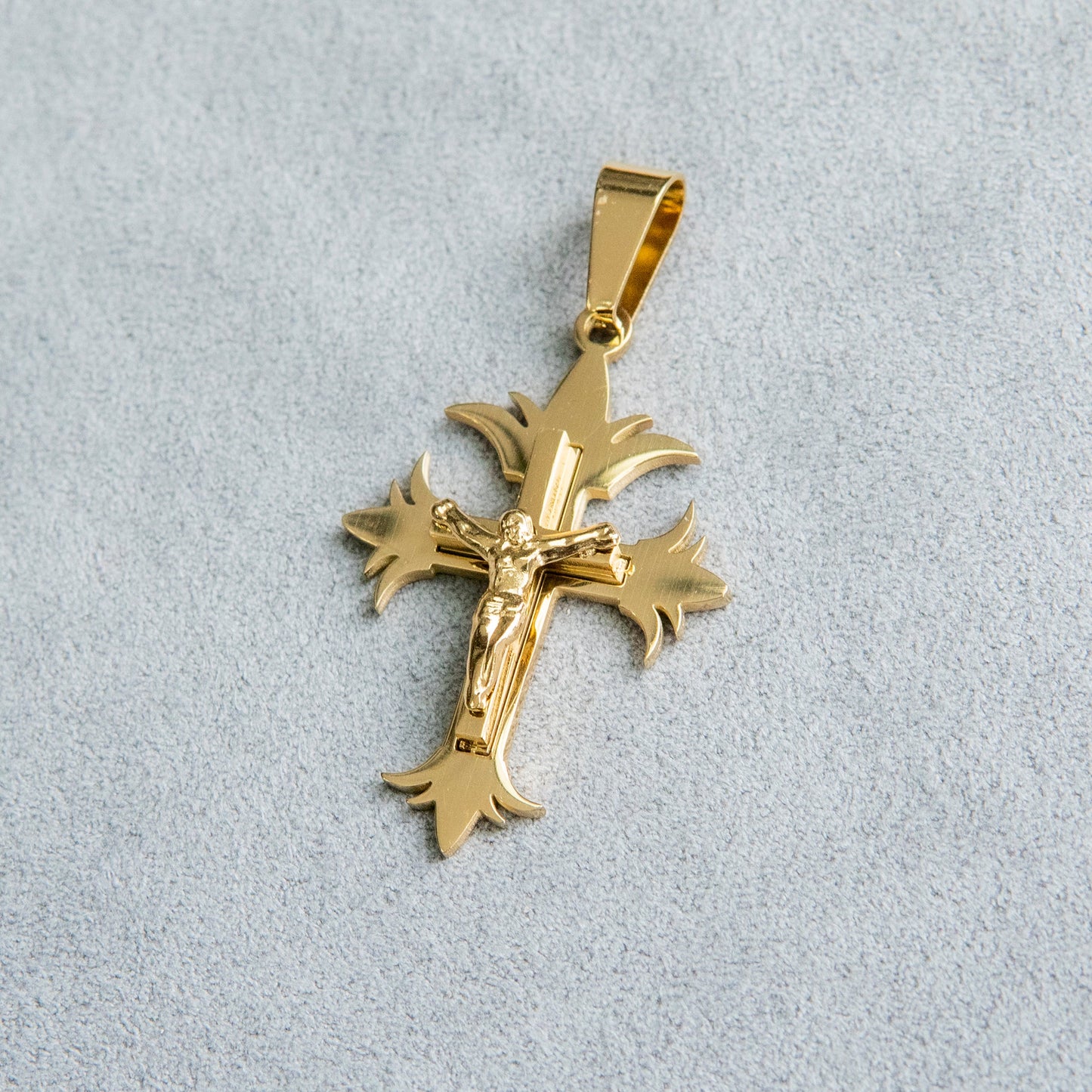Mens Jewelry - 14K Gold Crucifix Necklace | Appx. 4 Grams
