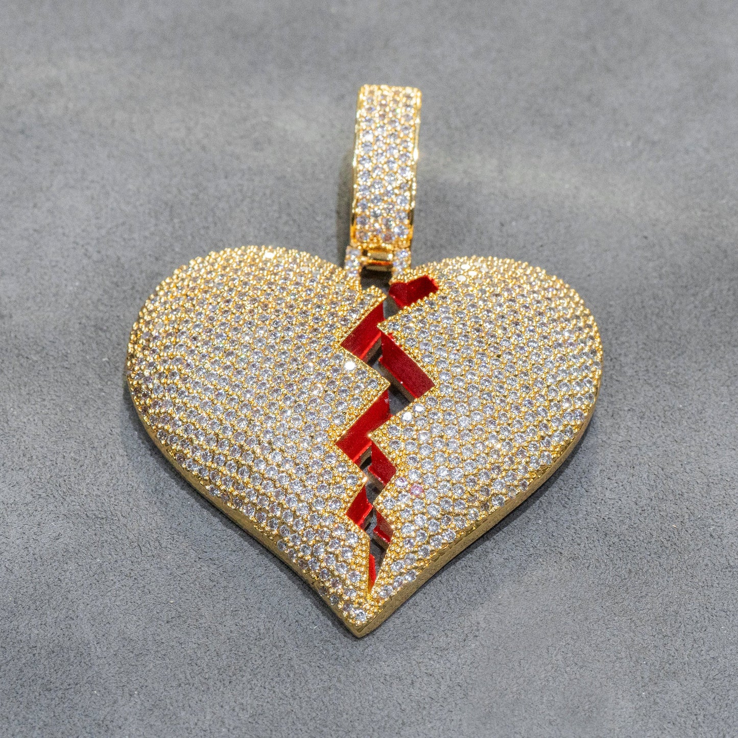 Mens Jewelry - Gold Iced Out VVS Heart Necklace | Appx. 38.5 Grams