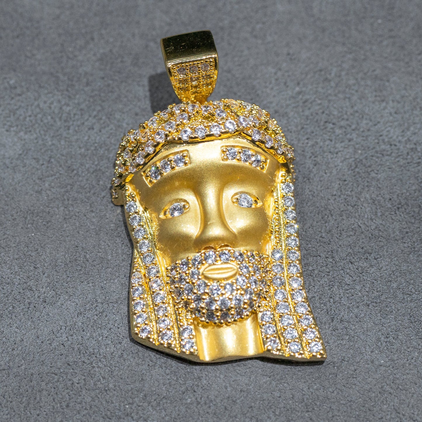 Mens Jewelry - Gold Iced Out VVS Jesus Head Necklace | Appx. 18.8 Grams