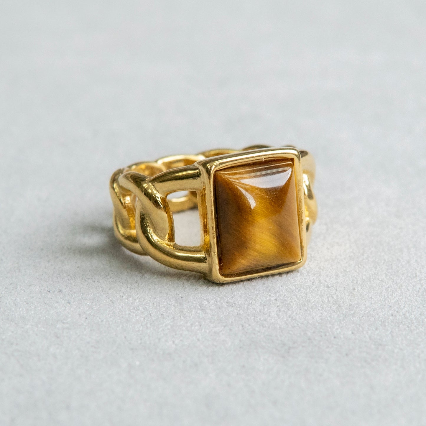 Mens Jewelry - Tiger Claw Gold Pinky Ring | 10 Grams