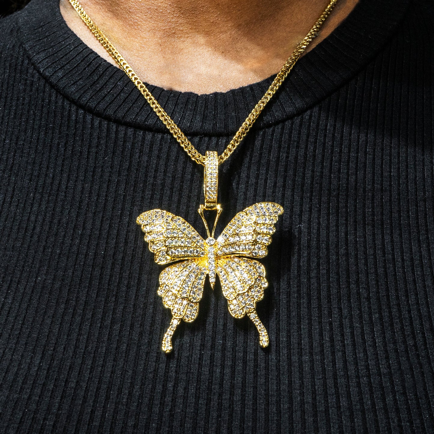 Womens Jewelry - Gold Butterfly Necklace | Appx. 30.6 Grams