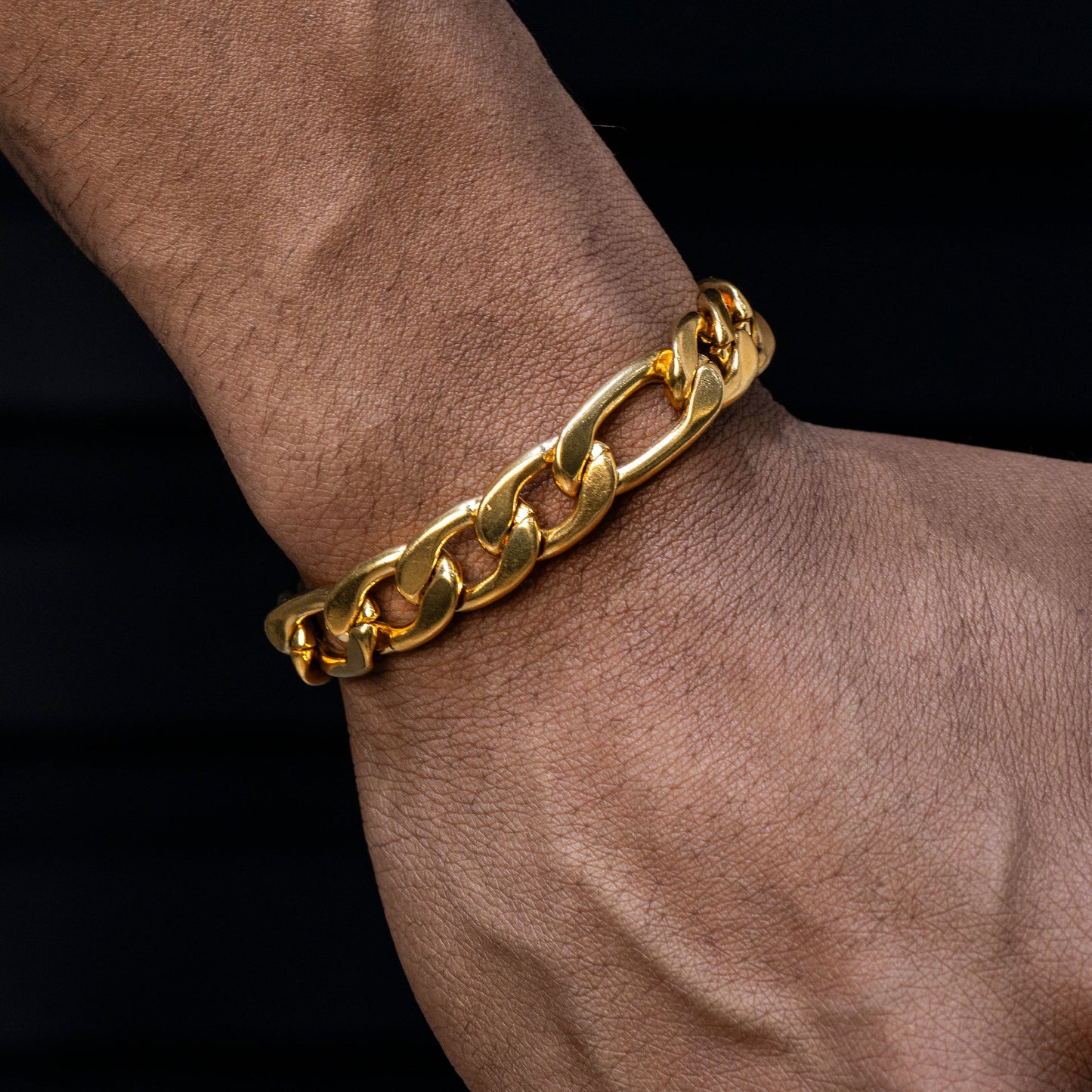 Mens Jewelry - Solid Gold Figaro Chain & Bracelet