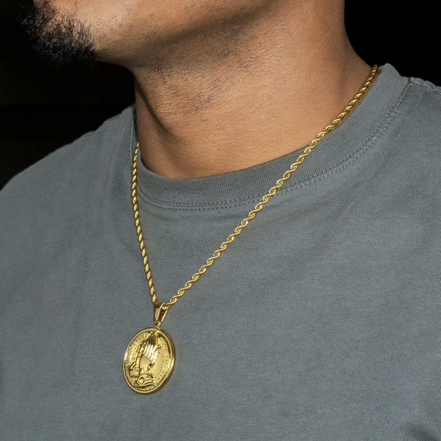 Mens Jewelry - 14K Gold Praying Hands Necklace | Appx. 16 Grams