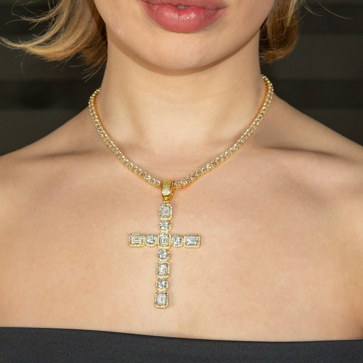 Womens Jewelry - 14K Gold Iced Out VVS Cross Necklace | 15.9 Grams