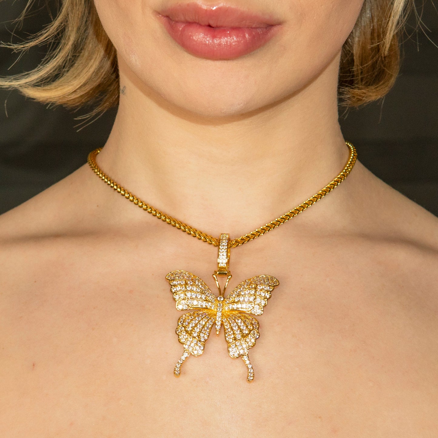 Womens Jewelry - Gold Butterfly Necklace | Appx. 30.6 Grams