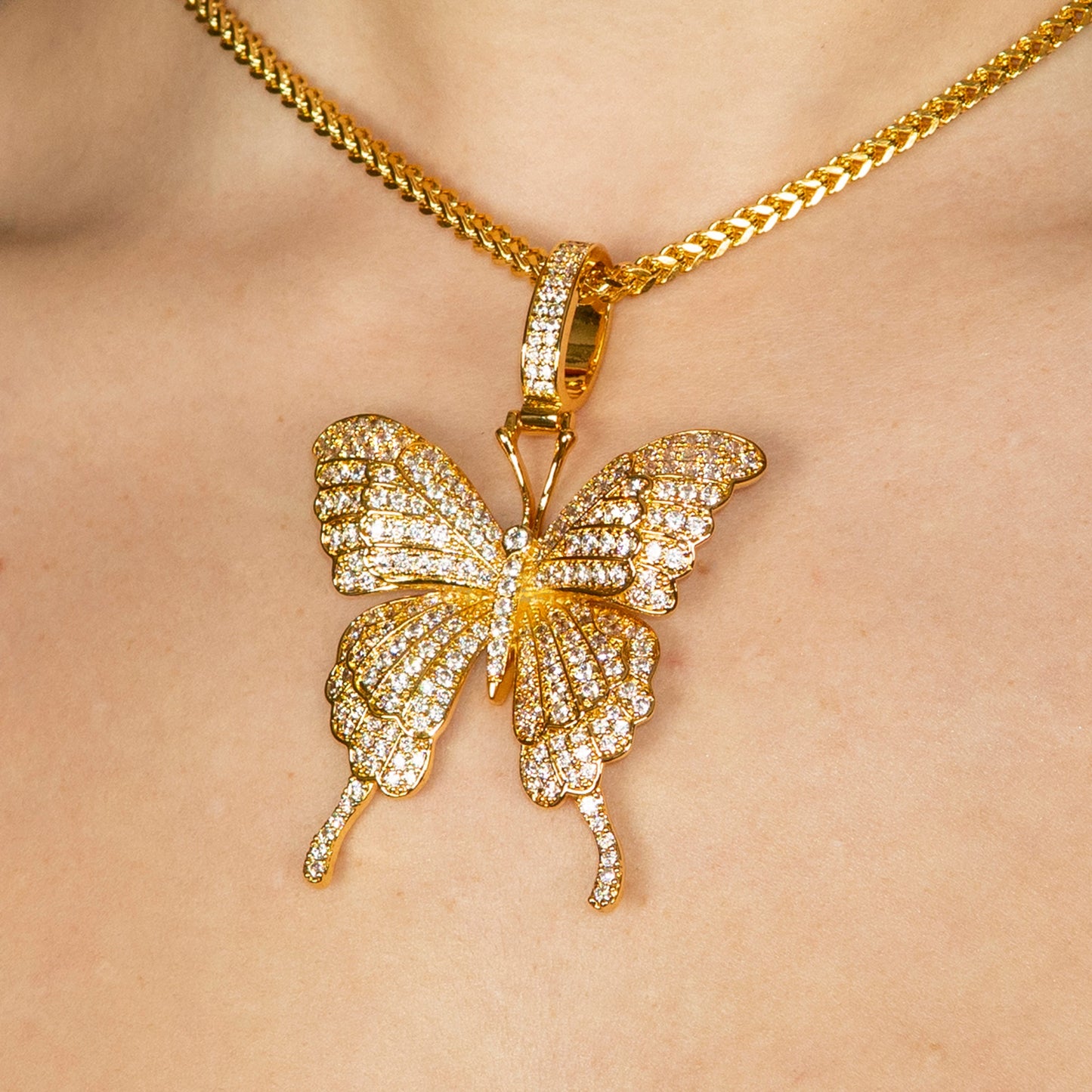 Womens Jewelry - Gold Butterfly Necklace | Appx. 30.6 Grams