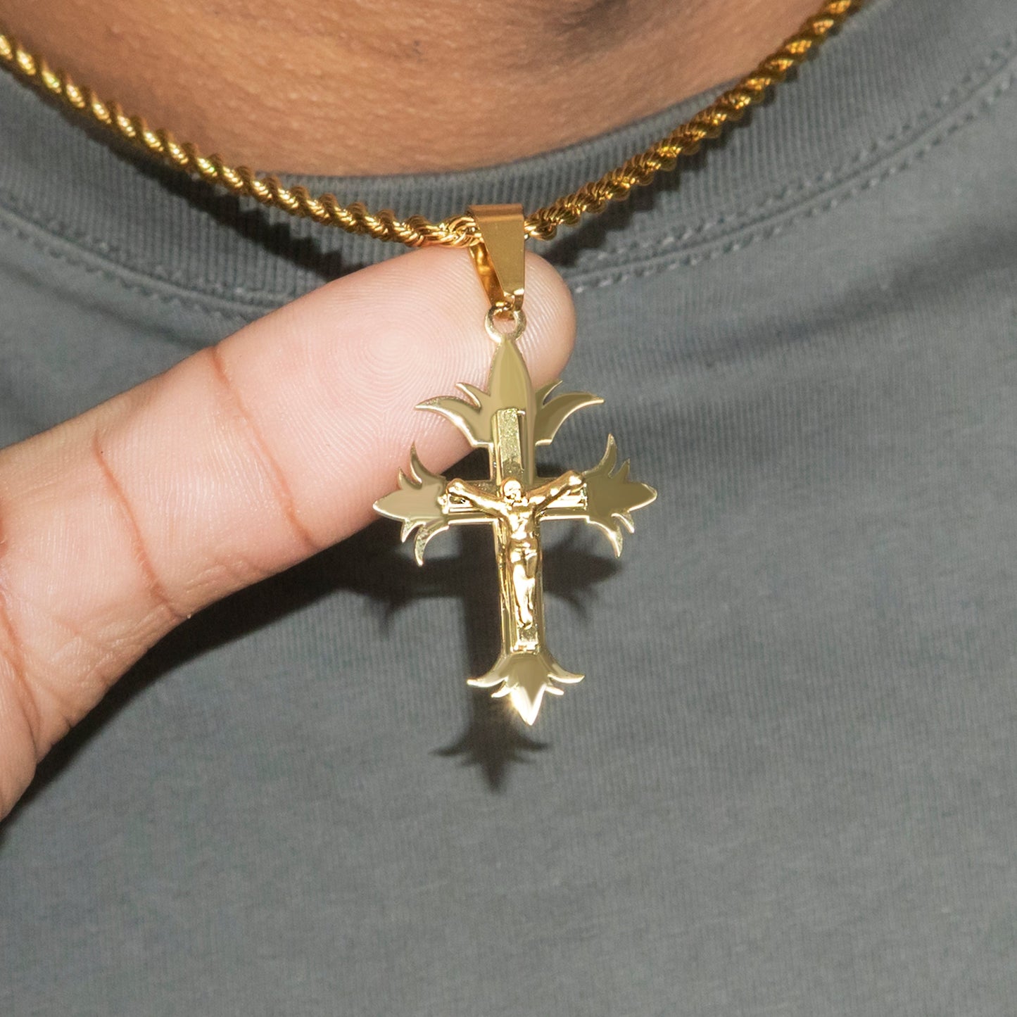 Mens Jewelry - 14K Gold Crucifix Necklace | Appx. 4 Grams