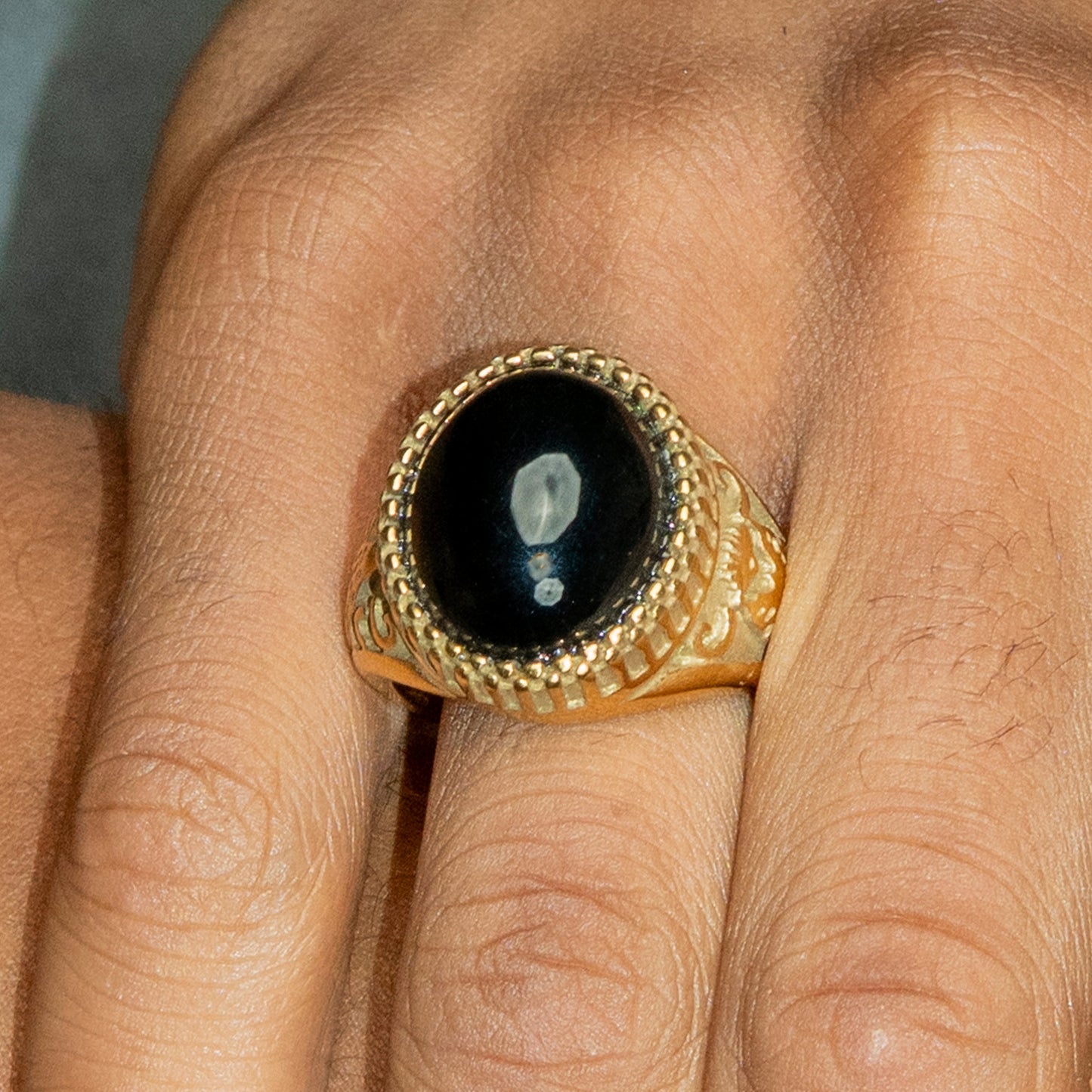 Mens Jewelry - Onyx Oval Gold Pinky Ring | 16 Grams