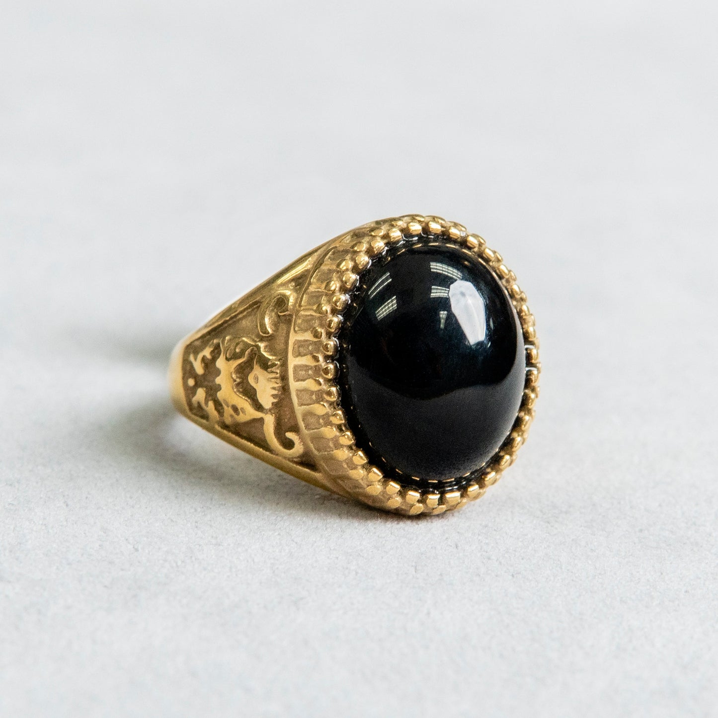 Mens Jewelry - Onyx Oval Gold Pinky Ring | 16 Grams