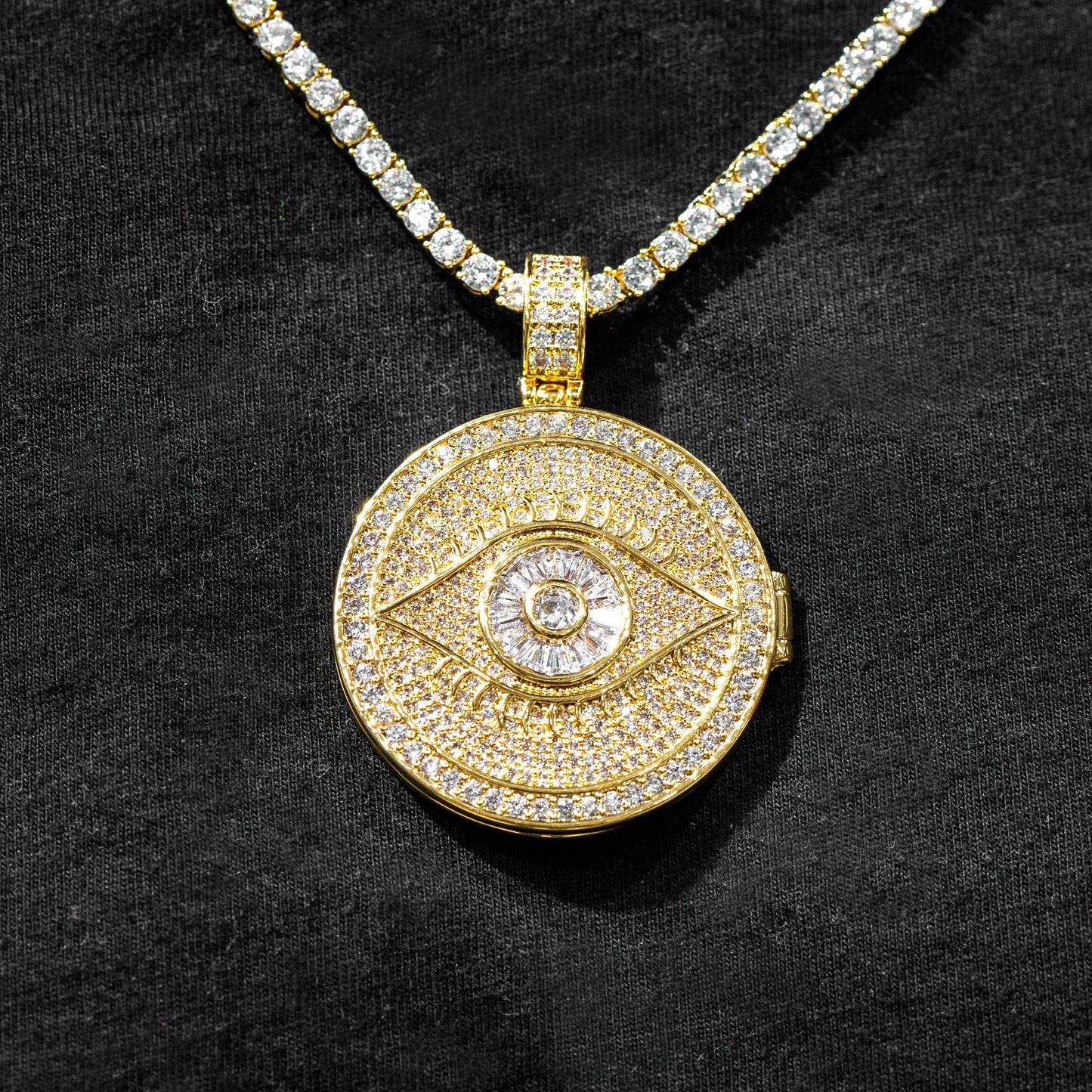 Mens Jewelry - Iced Out VVS Circle Eye Pendant | 24.6 Grams