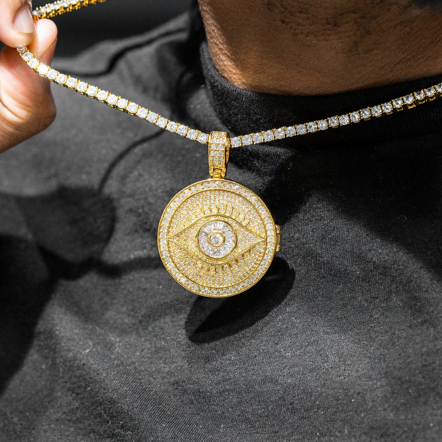 Mens Jewelry - Iced Out VVS Circle Eye Pendant | 24.6 Grams
