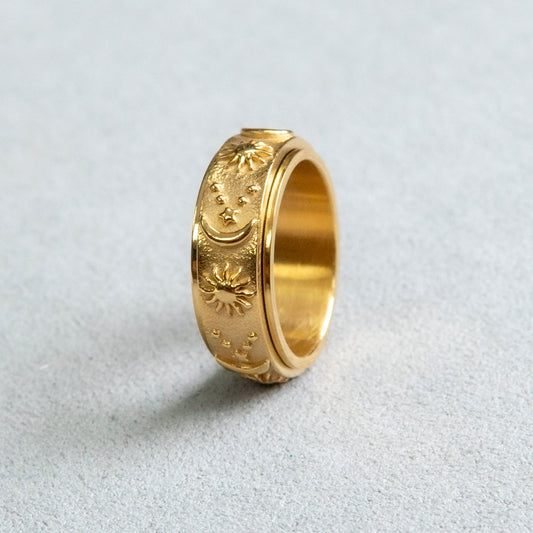 Mens Jewelry - Sun & Moon Gold Wedding Ring | 9 Grams