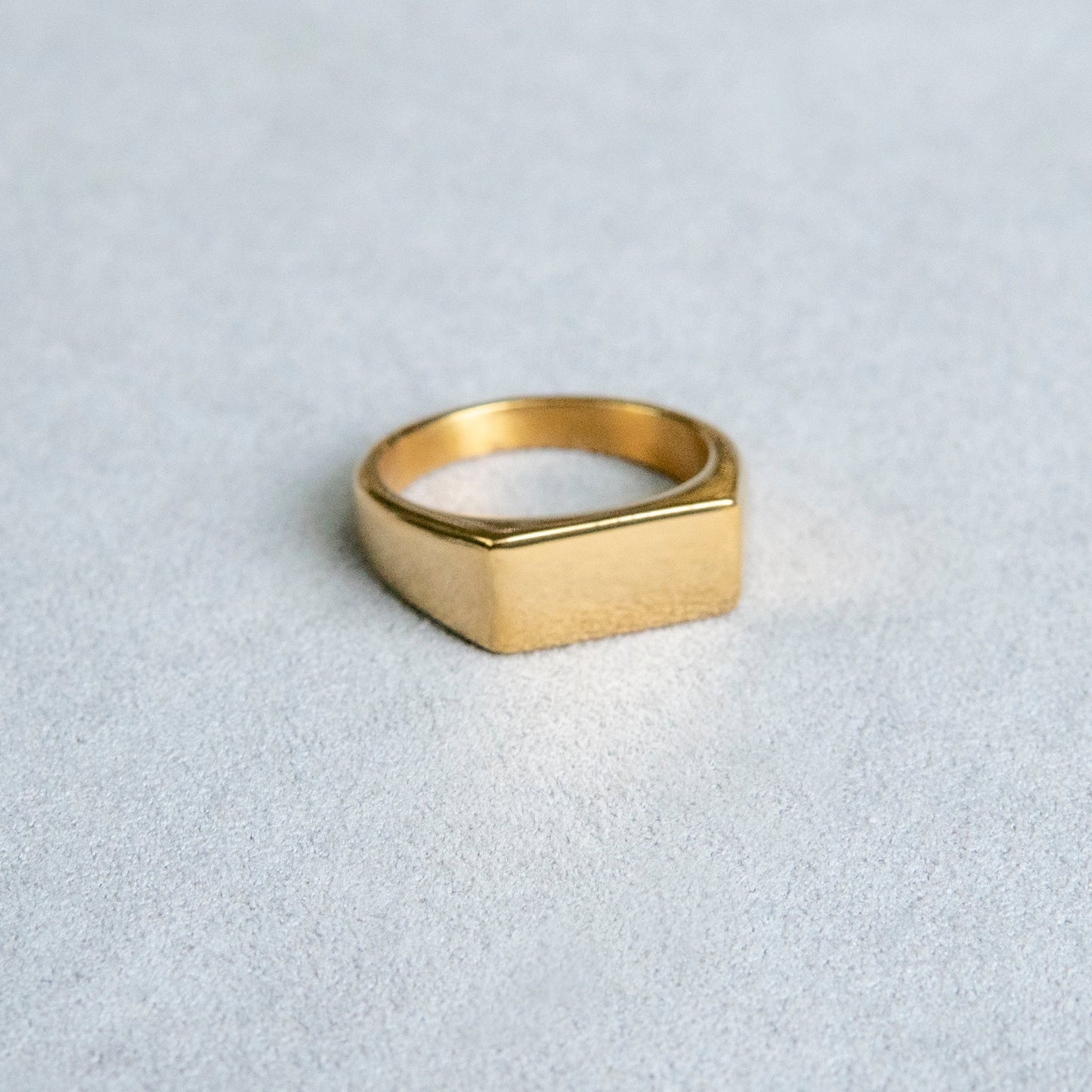 Mens Jewelry - Signet Gold Pinky Ring | 7 Grams