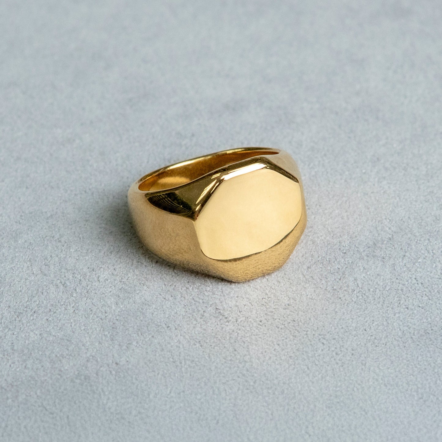 Mens Jewelry - Signet Gold Pinky Ring | 12 Grams