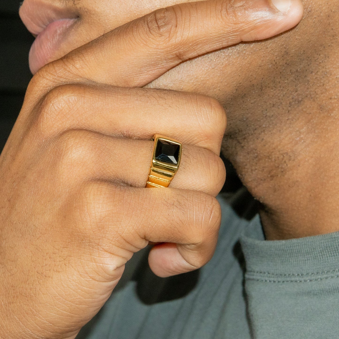 Mens Jewelry - Onyx Gold Pinky Ring | 9 Grams