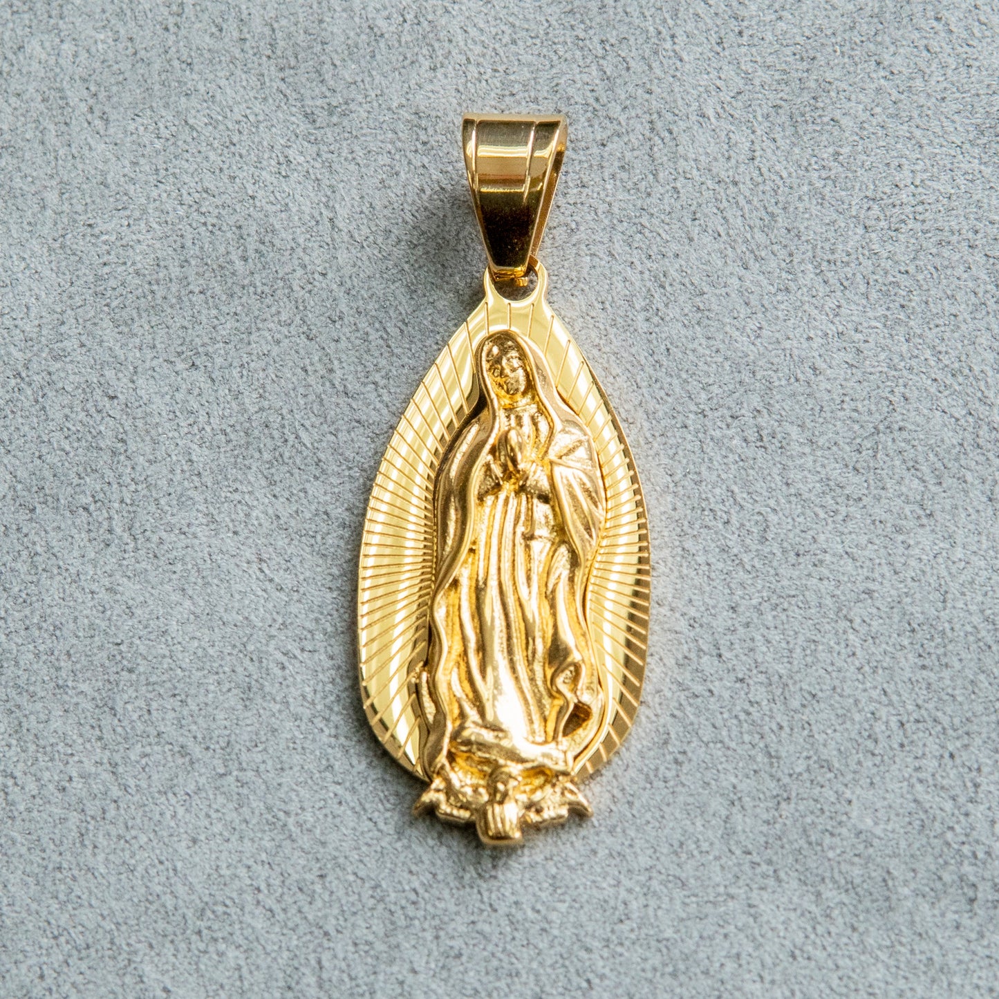 Mens Jewelry - 14K Gold Virgin Mary Necklace | Appx. 8.5 Grams