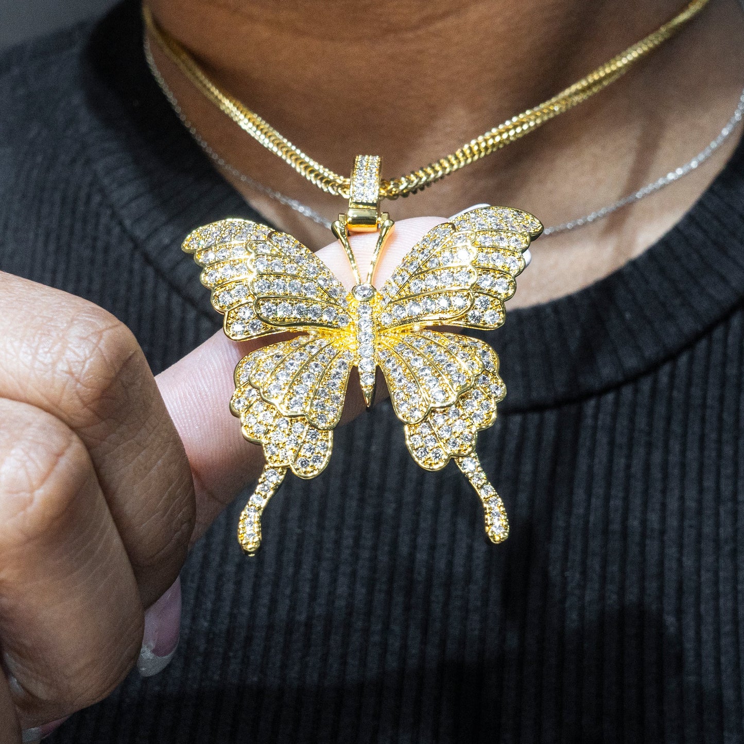 Womens Jewelry - Gold Butterfly Necklace | Appx. 30.6 Grams